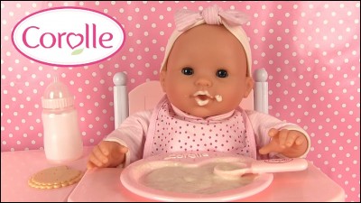 Au plus petit âge, les filles jouent souvent avec une poupée de bébé. Comment peut-on aussi appeler le bambin ?