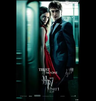 Après que les Mangemorts aient attaqué au mariage de Bill et Fleur, Hermione, Harry et Ron transplanent dans une ville ; Hermione explique qu'elle allait ici pour...