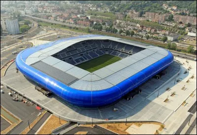 Le Stade Océane, inauguré en 2012, a une capacité de 25 000 places et accueille aussi des spectacles. Dans quelle ville suis-je ?
