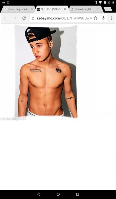 Avec qui est-il sorti ?