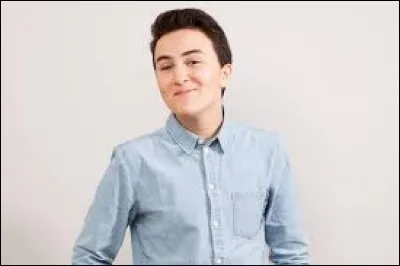 Quel est âge d'Hugo Posay ?