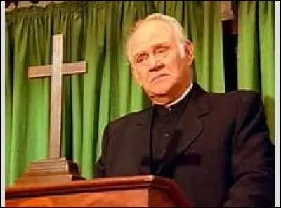 Cet homme est le révérend ...