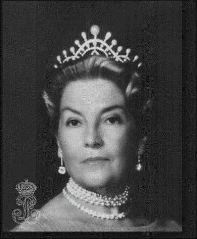 1911-2003 : Isabelle d'Orléans Bragance naquit à Eu et y passa une grande partie de sa vie. Quel titre lui offrit son mariage avec son cousin Henri d'Orléans avec qui elle eut onze enfants ?