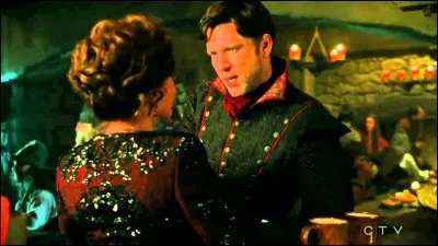 Qu'est-ce que Rumplestiltskin retire au shérif de Nottingham, deux fois ?