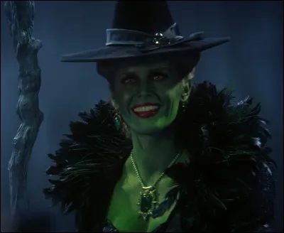 Comment Zelena est-elle arrivée dans le monde de Oz ?