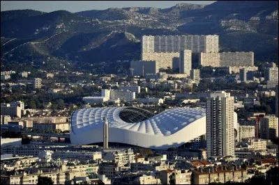 PROVENCE-ALPES-CÔTE D'AZUR - Quelle ville est le chef-lieu de cette région administrative du Sud-Est de la France ?