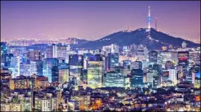 Combien d'habitants y a-t-il à Séoul ?