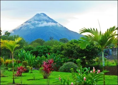 Quelle est la langue officielle du Costa Rica ?