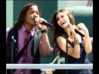 Complète cette chanson : "I don't wear designer clothes..."