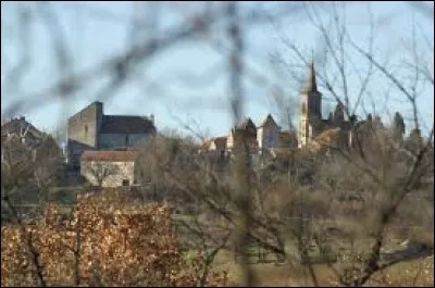 Petite balade dans le Quercy, à Cras. Village d'Occitanie, dans l'aire urbaine de Cahors, il se trouve dans le département ...