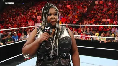 Qui est cette catcheuse ?