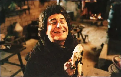 Qui est cet homme qui joue dans "Les visiteurs"?