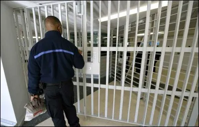 Que signifie l'acronyme J.L.D ?