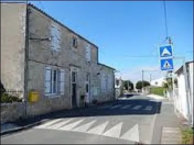 Saint-Froult est une commune Charentaise-Maritime située en région ...