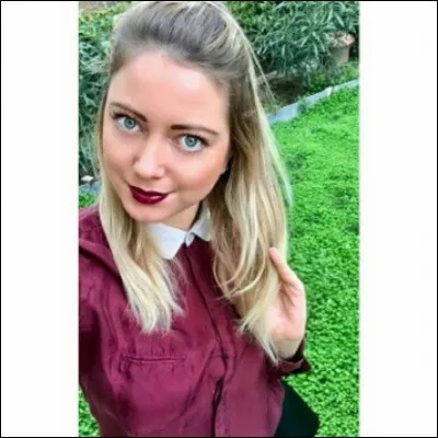 Qui est cette jolie fille ?