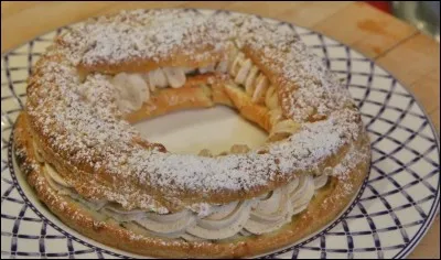 P - Ce gâteau est un "Paris-Brest".