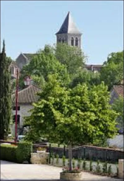 Nous ne serons pas long à Cours. Ancienne commune Lotoise, dans le parc naturel régional des Causes du Quercy, elle se situe en région ...