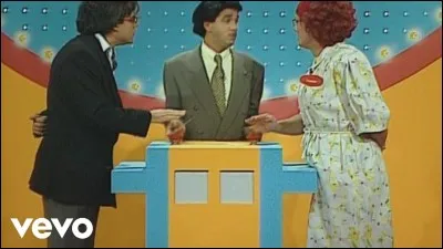 Comment Les Inconnus ont-ils rebaptisé le jeu télévisé "Une famille en or" ?