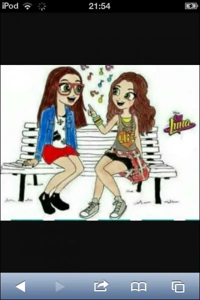 Carolina Kopelioff interprète :