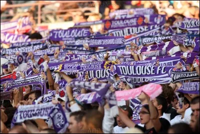 Quel d&eacute;fenseur a marqu&eacute; le plus de buts de la t&ecirc;te &agrave; Toulouse ?