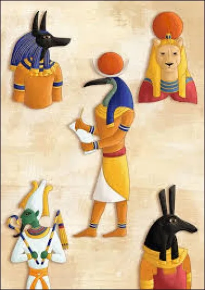 Bastet est la déesse égyptienne de la joie du foyer, de la chaleur du soleil et de la maternité. De quel animal a-t-elle la tête ?