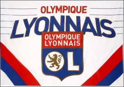 En 2017, qui est l'entraîneur de l'OL ?