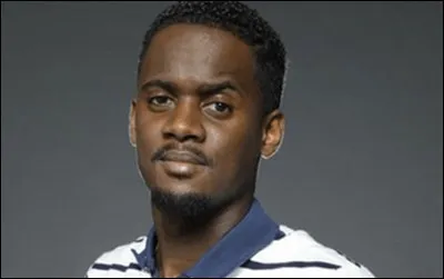 Quel est le nom de ce chanteur ?