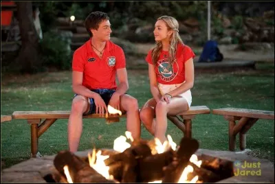 Comment s'appelle le petit ami d'Emma ?