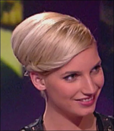 Sur quelle chaîne avait-elle cette coiffure ?