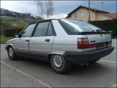 Une Renault oui, mais laquelle ?