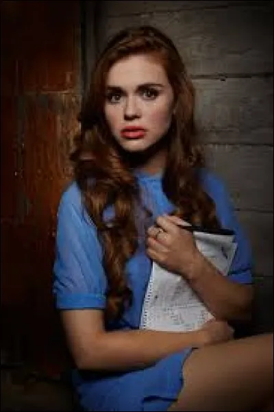 Qui joue le rôle de Lydia Martin ?