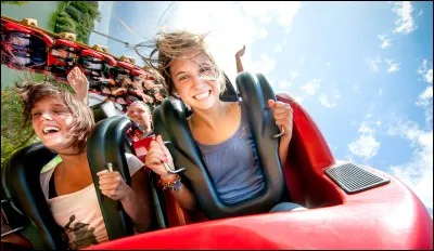 Le genre d'attraction qui te plait :
