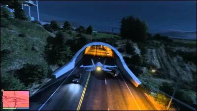 Combien y a-t-il de lumières dans le tunnel du fort Zancudo ?