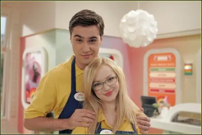 Comment s'appelle le petit copain de Maddie ?