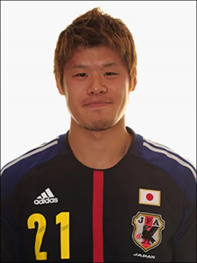 Dans quel club évolue ce joueur ?