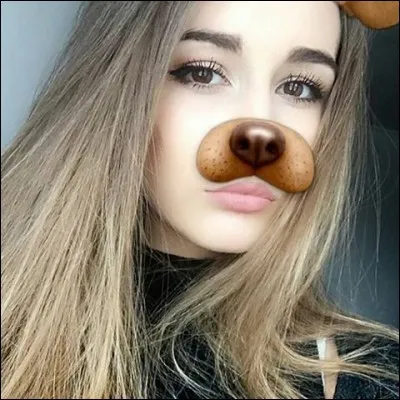 Quel est le pseudo de l'Instagram officiel de la Youtubeuse Marine (Sweet Ness) ?