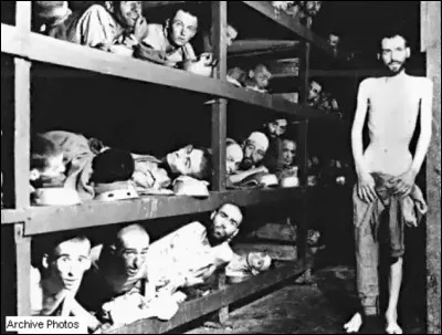 Quelle était la raison de la pendaison d'un prisonnier lors du chapitre 16 ?