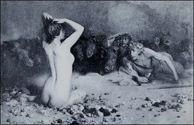 Fille d'Hélios, magicienne redoutable autant par ses pouvoirs que par sa beauté, transformant les humains en animaux à l'aide de breuvages. Qui est-elle ?