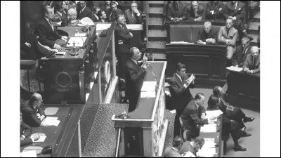 Qui fut le premier président de la Ve République ?