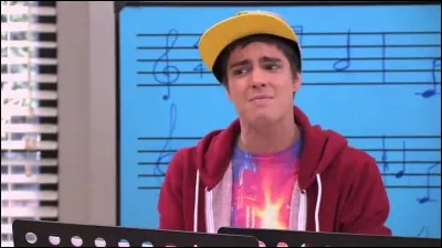 De qui Maxi est-il amoureux ?