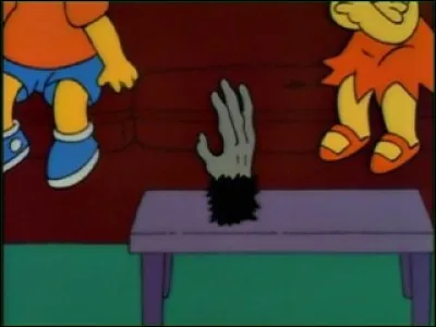 Comment cette patte de singe est-elle apparue dans la maison des Simpson ?