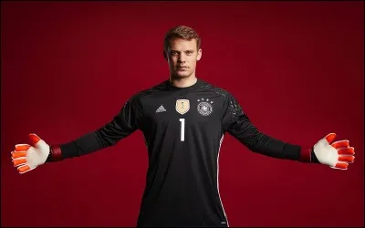 Qui est ce joueur de foot allemand ?
(un indice : ça peut être un gardien aussi).