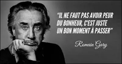 Sous quel autre nom Romain Gary a-t-il écrit ?
