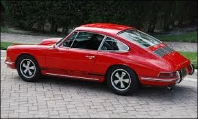 Quel est ce mod&egrave;le de Porsche en 1967 ?