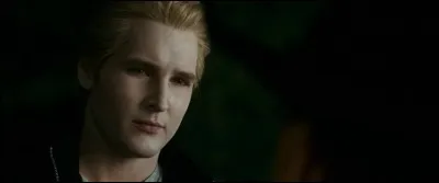 Qui est le mari d'Esm&eacute;e ?