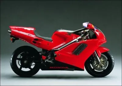 Quelle est cette moto ?
