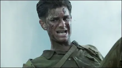 Comment Doss s'y prend-il pour faire descendre tous les blessés ?