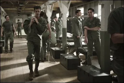 À quoi jouent Ghoul et petit moustachu ?