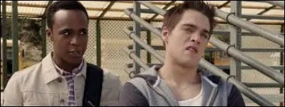 Qui est le meilleur ami de Liam ?