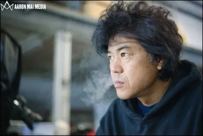 Sur quelle marque travaille le mécanicien japonais Nakai-San ?